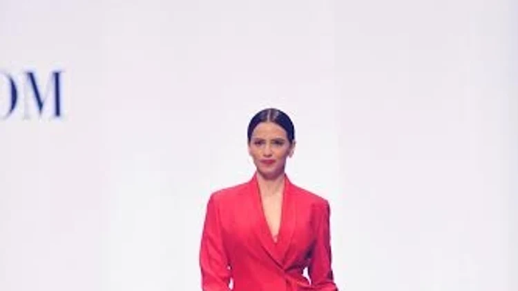 קורין גדעון בתצוגה של שי שלום