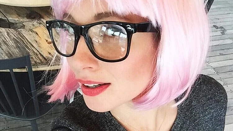 זהו את המפורסמים מאחורי התחפושות