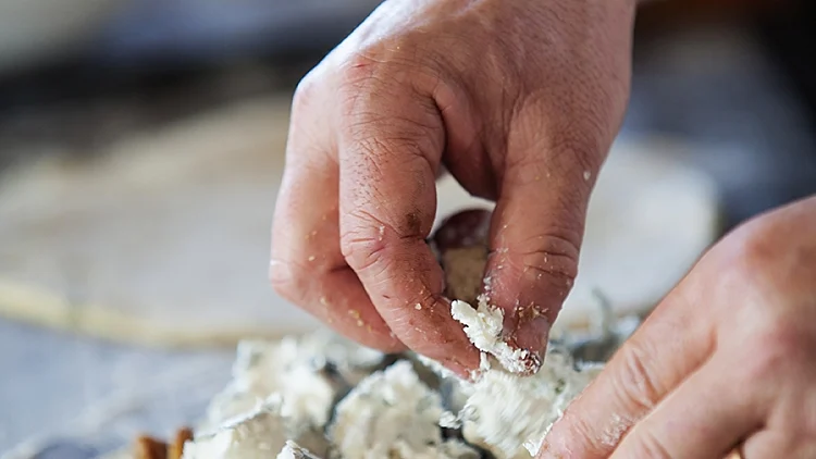 עוגת גבינת עיזים וערמונים