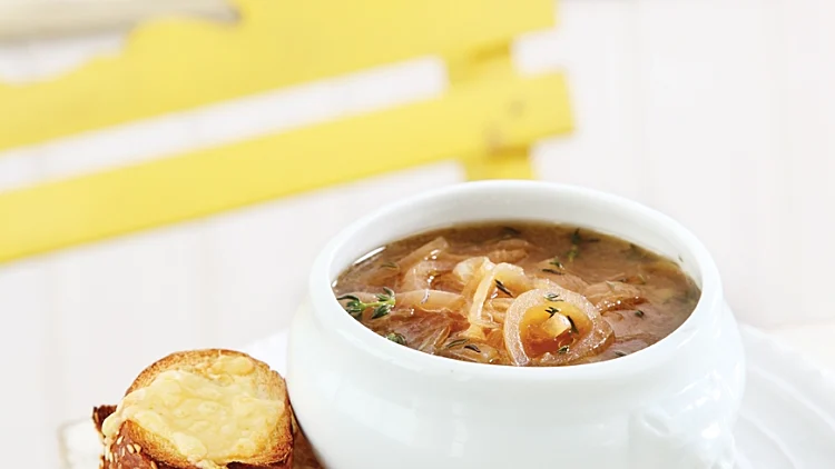 מרק בצל בסויה וסילאן