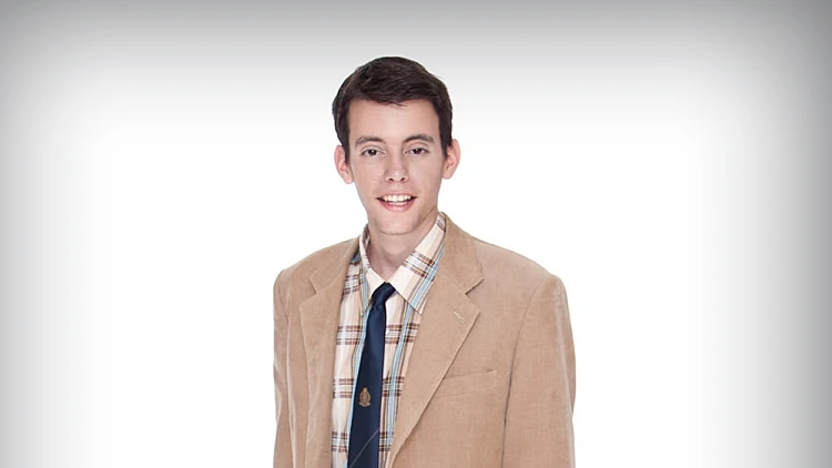 אדי אלון מתוך היפה והחנון 3