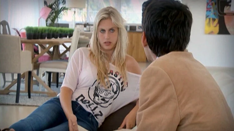 היפה משי ריטרבנד והחנון אדי אלון, מתוך היפה והחנון 3