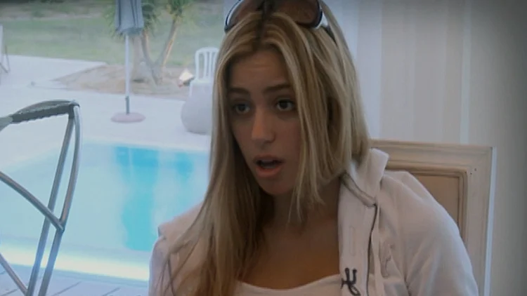 מאי מלמד מתוך היפה והחנון 3