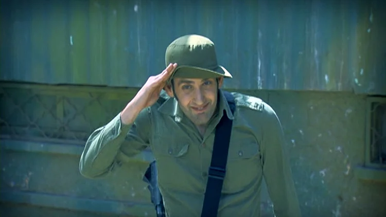 נמרוד בן יעקב, היפה והחנון 3