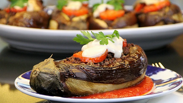 חצילים במילוי בשר