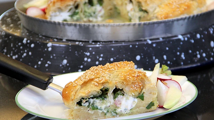 מאפה פילאס במילוי גבינות ומנגולד