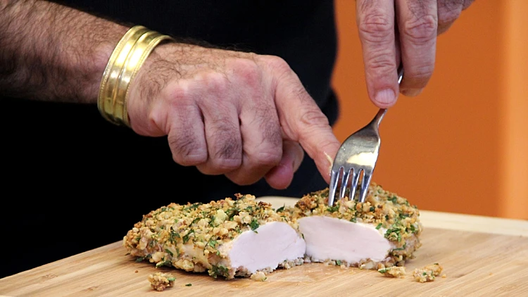 חזה עוף בציפוי אגוזים