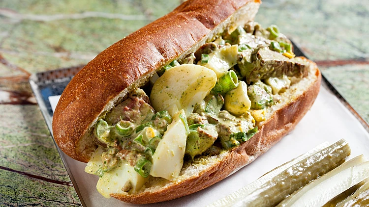 סנדביץ' כבד קצוץ