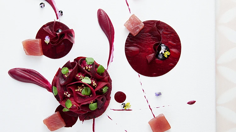 יצרים בסגול