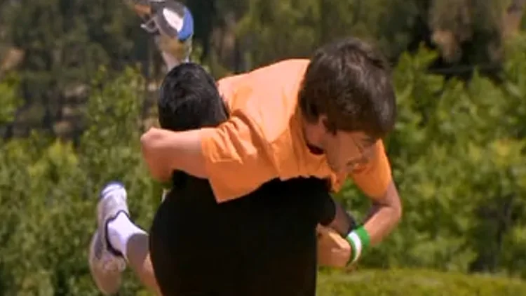 אלעד אביטל היפה והחנון 4