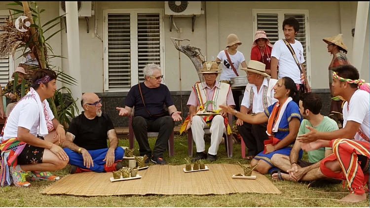 גידי ואהרוני במעגל שירה