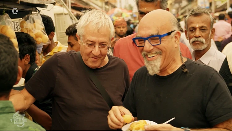 גידי ואהרוני עקביים