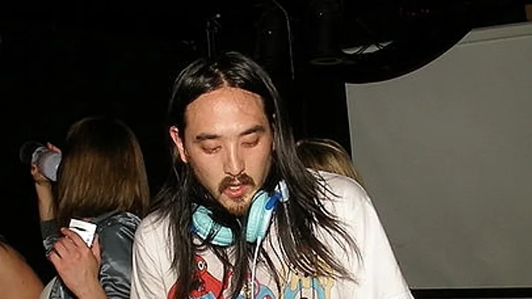 סטיב איוקי, אחד מהדיג'יאים הטובים בעולם, מגיע לישראל!