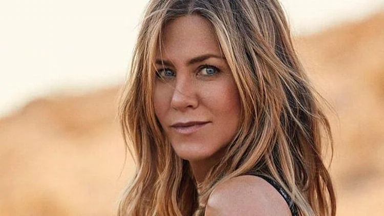 ג'ניפר אניסטון,