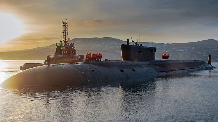 הצצה לאיום התת מימי החשאי של רוסיה