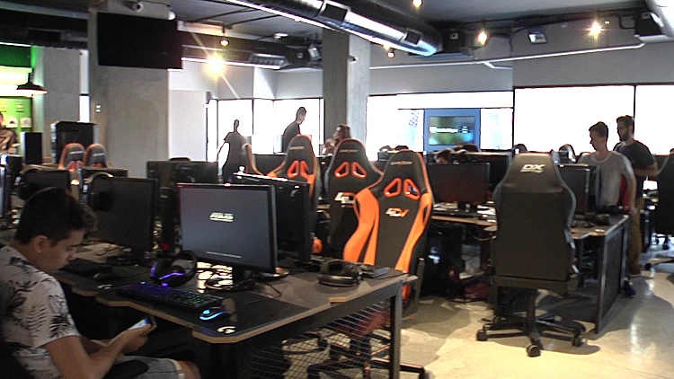 HYPE לאונג' – מרכז הגיימינג הישראלי