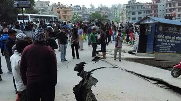 רעידת אדמה בעוצמה 7.9 בנפאל