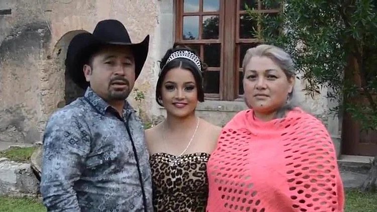 רובי חוגגת יום הולדת