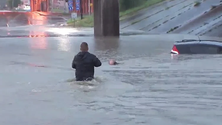 הצלה בשידור חי