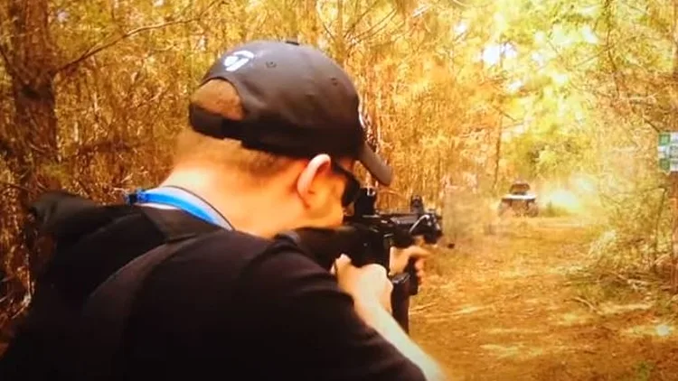 צילם סרטון יוטיוב ואיבד את רגלו