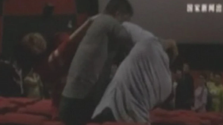 בגדה בבעלה ונתפסה על חם