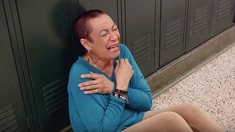 המורה שבכתבה במסדרון