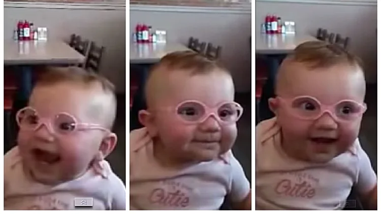 ילדה רואה לראשונה