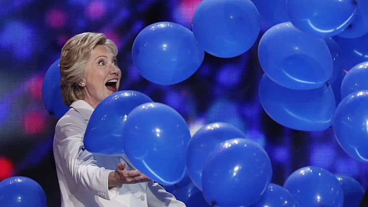 הילרי קלינטון מקבלת את המועמדות לנשיאות ארה"ב בוועידת המפלגה הדמוקרטית בפילדלפיה