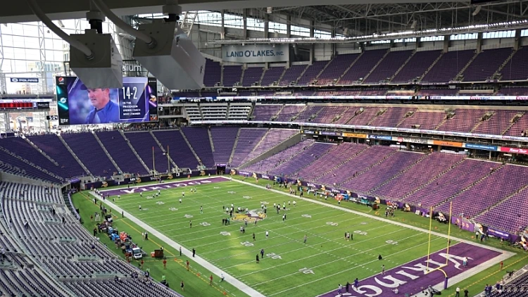 אצטדיון פוטבול עם טכנולוגיית freeD