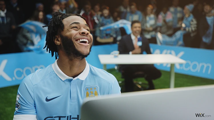 ראהים סטרלינג בונה אתר ב-WIX