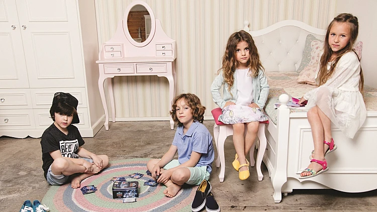 הפקת אופנה: כשאמא ואבא יצאו מהבית