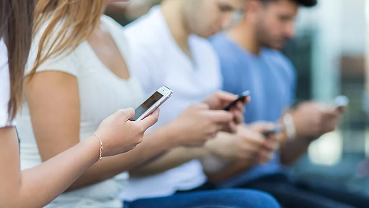 מכורים לפלאפון