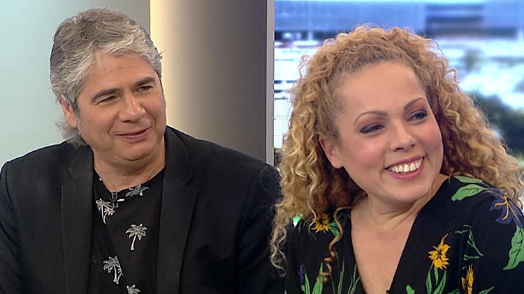 אורלי וגיא 110218