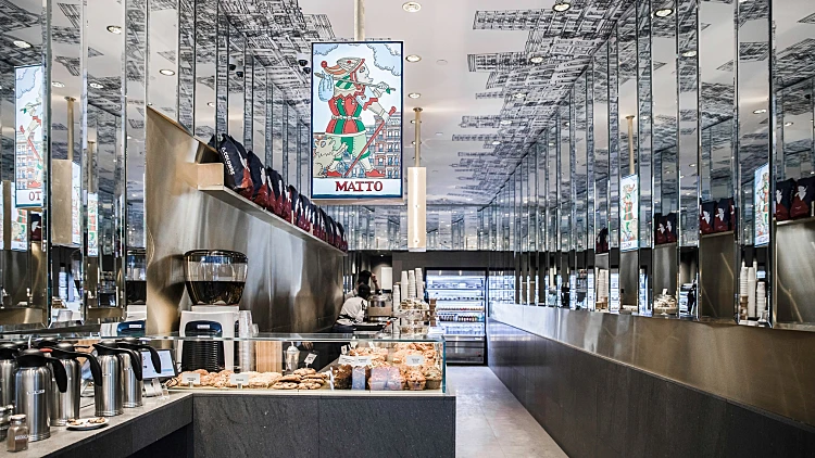 עיצוב טוטאלי, רשת בתי קפה בניו ורק, יחד עם איוו ביזיניאנו