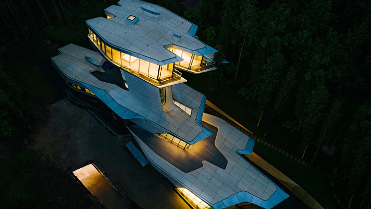 מסע בין כוכבים , זאהה חדיד , אדריכלות , בית פרטי , חדיד