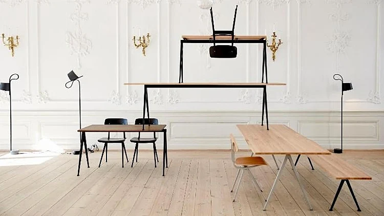 Hay, מותג צעיר ושובב