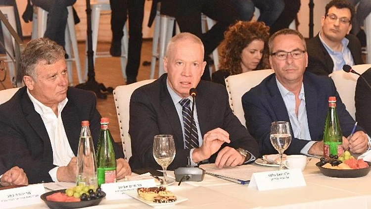 רוני בריק יואב גלנט וחיים אביטן