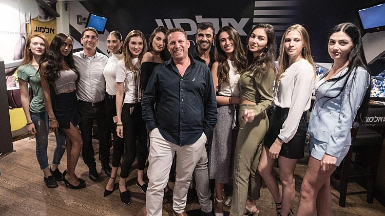 המועמדות הסופיות לתחרות מלכת היופי