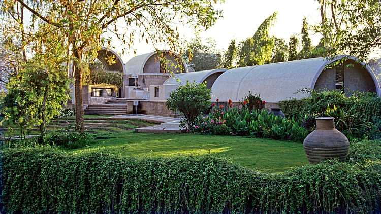 בלקרישנה דושי