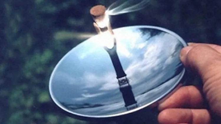 צלחת פלדה להצתה בכוח קרני השמש