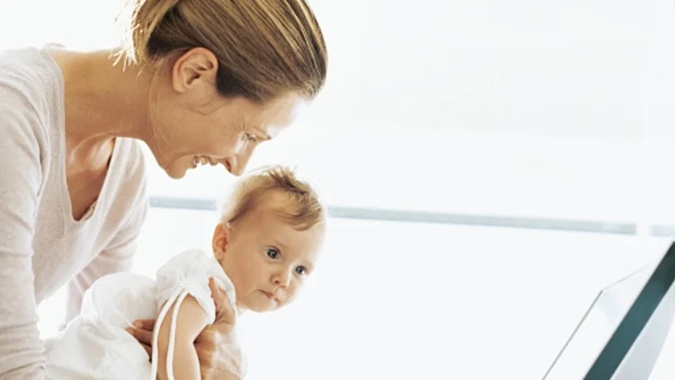 אמא ותינוק