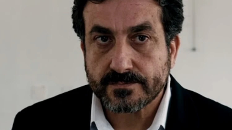 גט, מנשה נוי