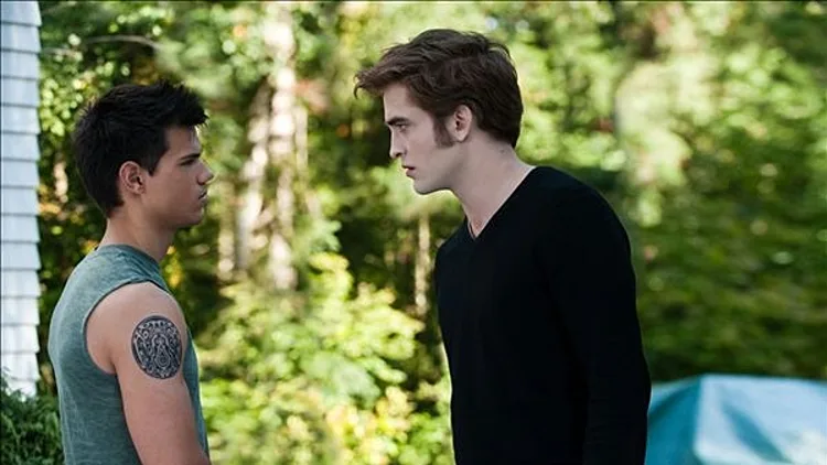 רוברט פטינסון וטיילור לאוטנר