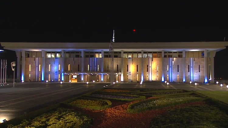 מתחממים על הקווים: מי יהיו הפנים החדשות בבחירות הבאות?