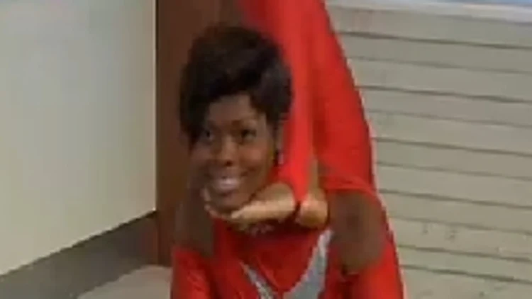 אקרובטית מתארחת אצל עדן ועודד ב"שישי בבוקר" באולפן