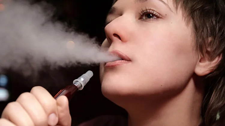 יותר גרוע מסיגריה: הנזק שהנרגילה גורמת לכם