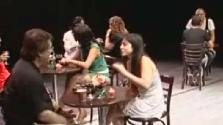 ספיד דייטינג עם בכירי התאטרון