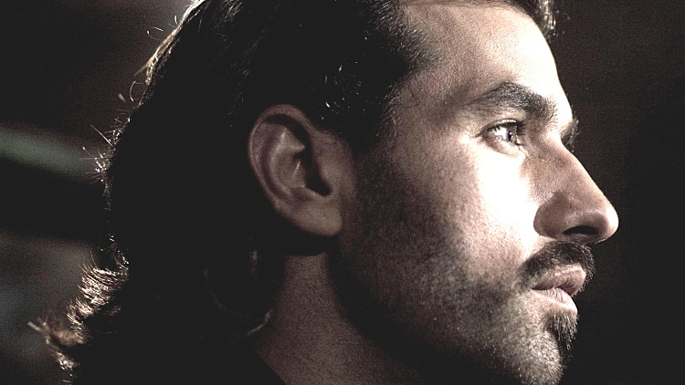 זוהר ליבה מתוך הסדרה ניו יורק YES