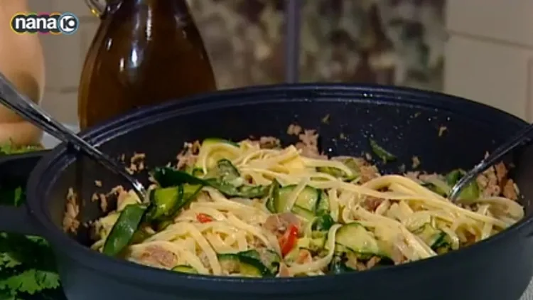 פסטה עם טונה קישואים ולימון