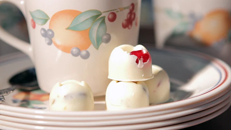 ממתק שוקולד יפהפה במהירות של איילת הירשמן